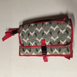 Skip Hop Portable Folding Changing Pad Hearts Pattern-NEW
